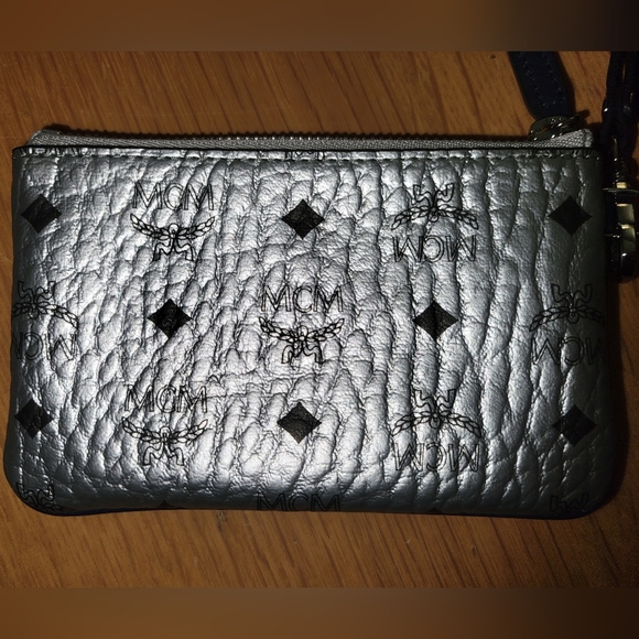 MCM Logo Leather Coin Purse in Silver  w/ Navy Strap small wallet - Picture 4 of 7